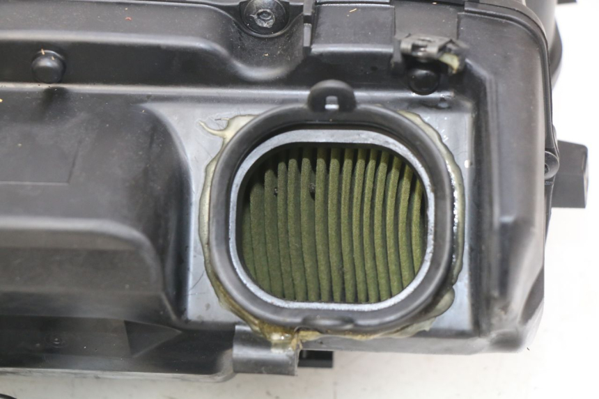 photo de BOITE A AIR HONDA CB R 1000 (2018 - 2023)