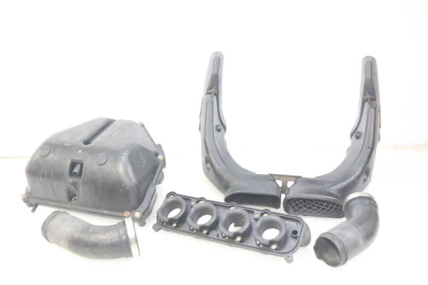 photo de BOITE A AIR KAWASAKI ZX-6R ZX6R 600 (1995 - 1997)
