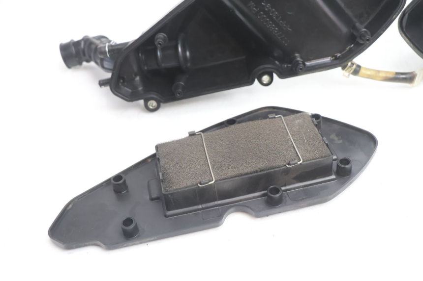 photo de BOITE A AIR PEUGEOT KISBEE 4T 50 (2018 - 2022) - État de surface