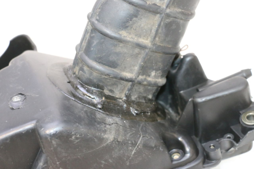 photo de BOITE A AIR KEEWAY MATRIX RX9 125 (2006 - 2007) - Points de fixation