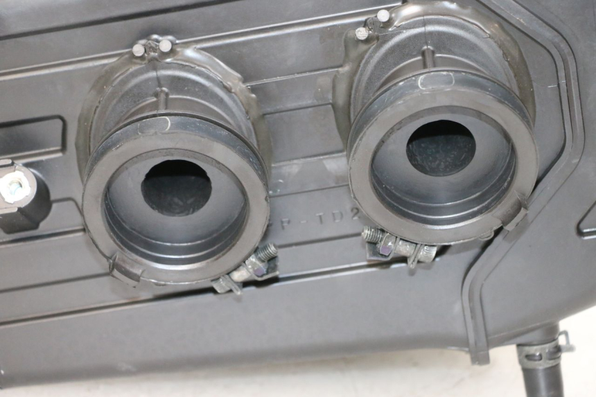 photo de BOITE A AIR YAMAHA MT-07 MT07 ABS 700 (2018 - 2020) - État de surface