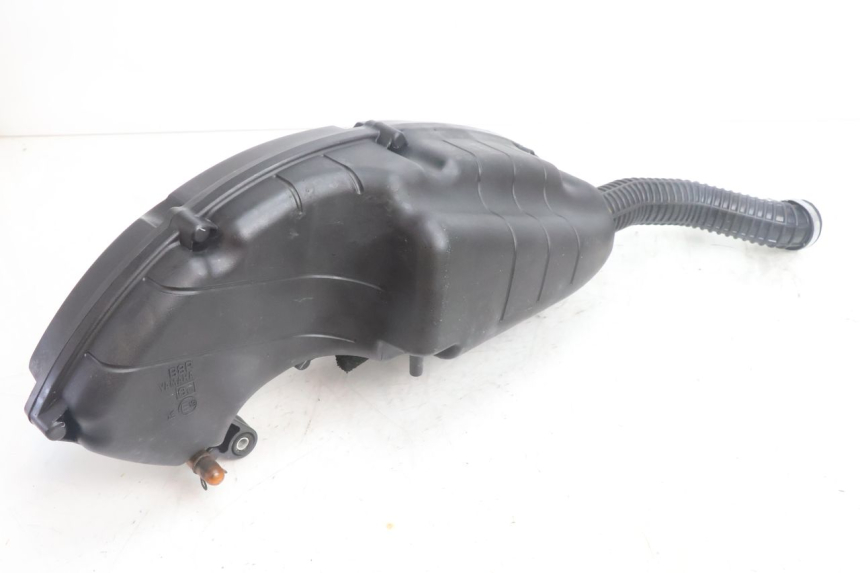 photo de BOITE A AIR YAMAHA N-MAX NMAX 125 (2021 - 2024) - Gros plan technique