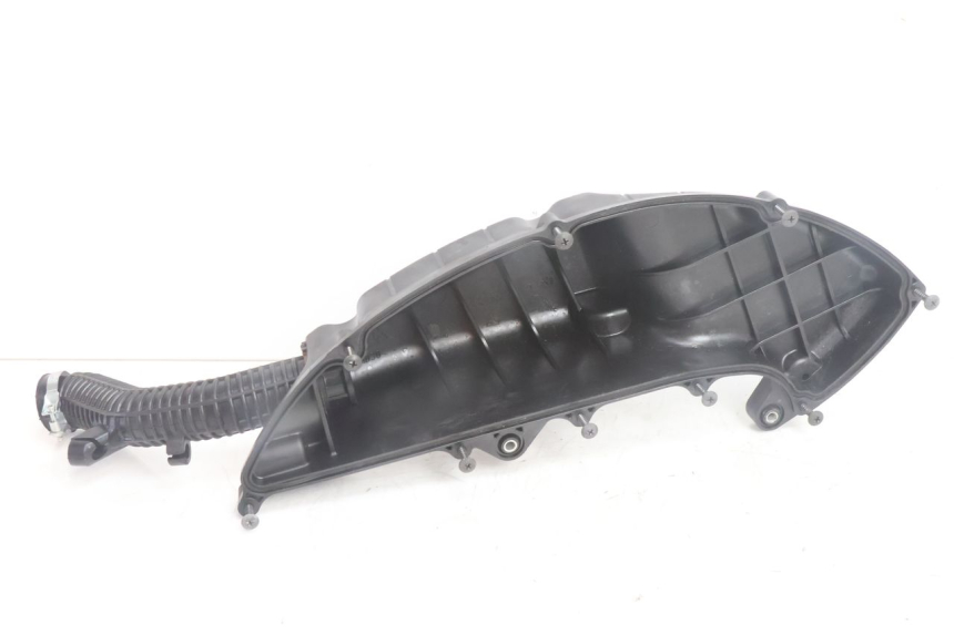 photo de BOITE A AIR YAMAHA N-MAX NMAX 125 (2021 - 2024) - Points de fixation