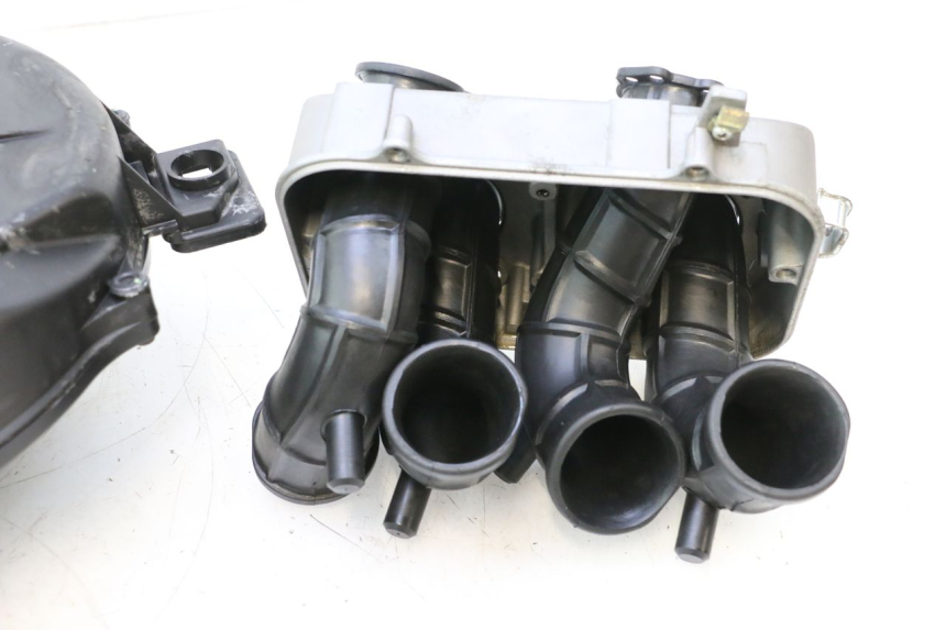 photo de BOITE A AIR HONDA ST PAN EUROPEAN 1100 (1990 - 2002) - Marquages et références