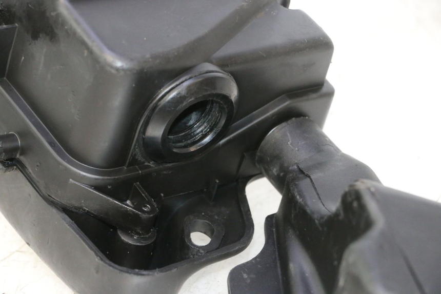 photo de BOITE A AIR PEUGEOT TREKKER 50 (1995 - 2004) - Gros plan technique