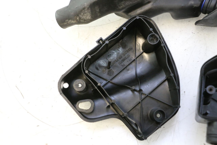 photo de BOITE A AIR PEUGEOT TREKKER 50 (1995 - 2004) - Pièce contrôlée