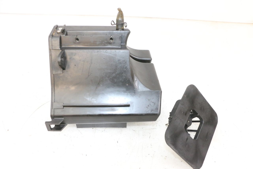 photo de BOITE A AIR YAMAHA TTR 125 (2000 - 2020) - Zoom état d’usage