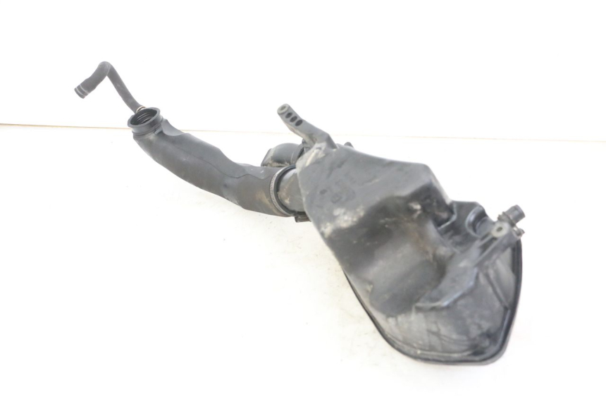 photo de BOITE A AIR SUZUKI UH BURGMAN 125 (2002 - 2006)
