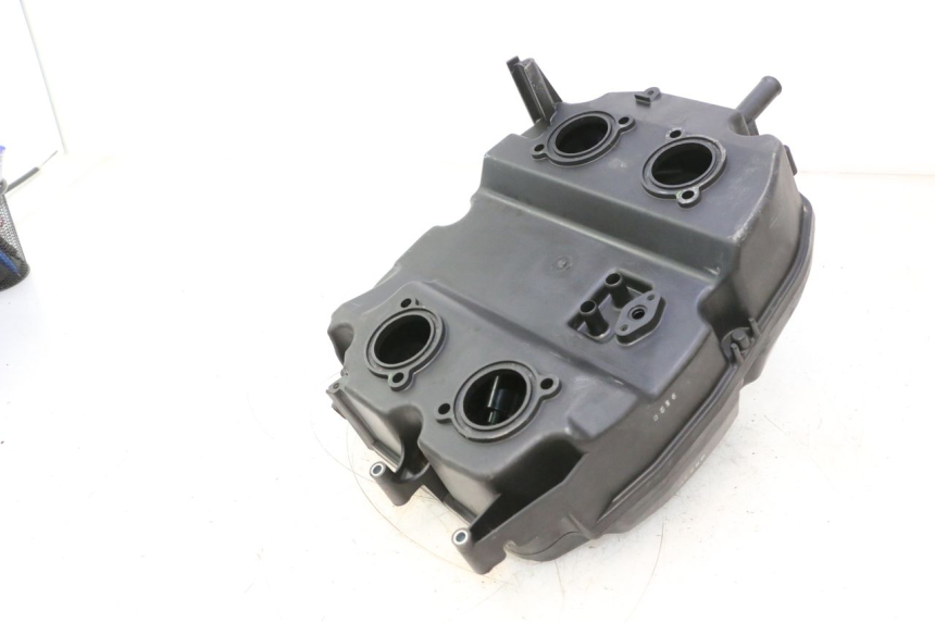 photo de BOITE A AIR HONDA VFR FI RC46 800 (1998 - 2001) - Autre angle de vue