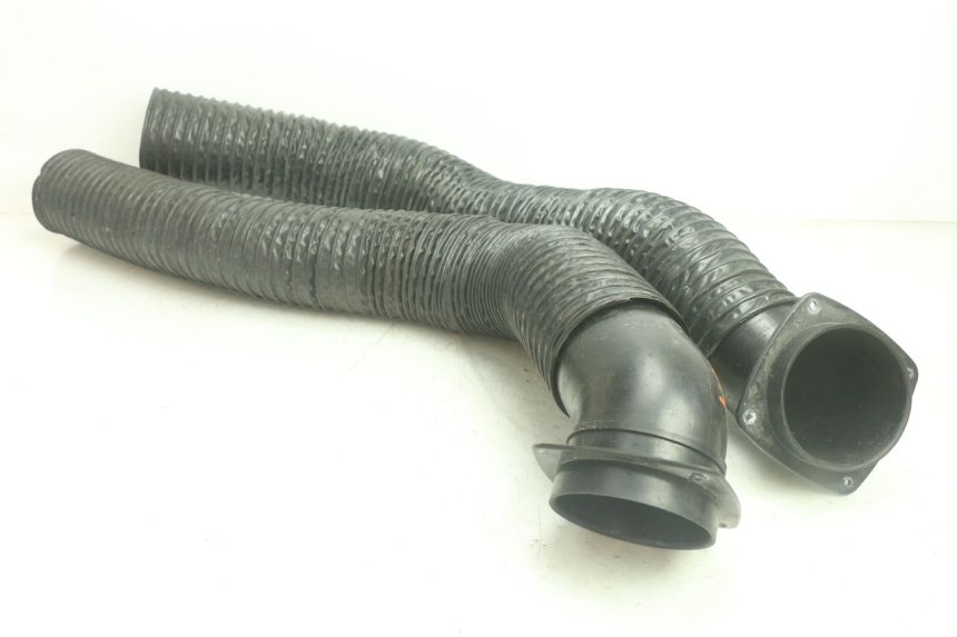 photo de BOITE A AIR YAMAHA WAVE RUNNER GP R 1200 (2000 - 2003) - Autre angle de vue