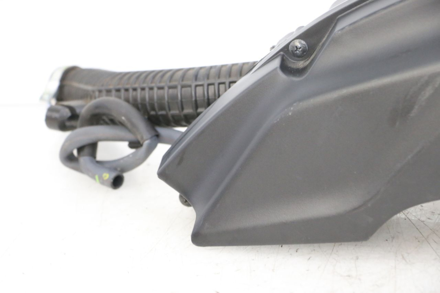 photo de BOITE A AIR YAMAHA XMAX X-MAX 125 (2021 - 2025) - État de surface