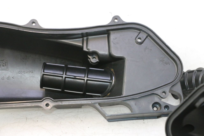 photo de BOITE A AIR YAMAHA X-MAX XMAX 125 (2010 - 2013) - Autre angle de vue