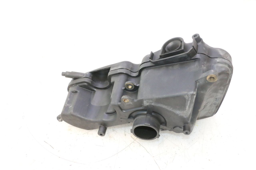 photo de BOITE A AIR PIAGGIO X8 STREET 125 (2006 - 2007) - Gros plan technique