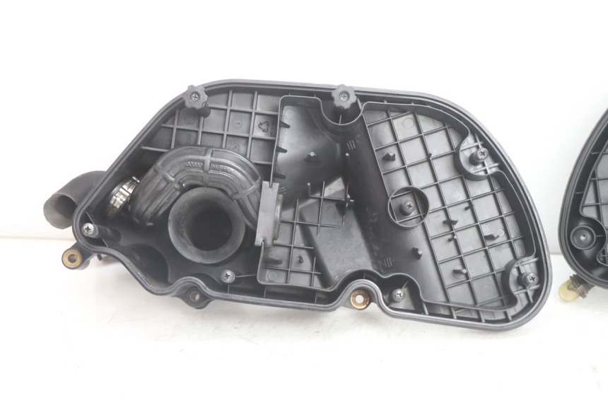photo de BOITE A AIR PIAGGIO X9 EVOLUTION 125 (2003 - 2007) - Zoom état d’usage