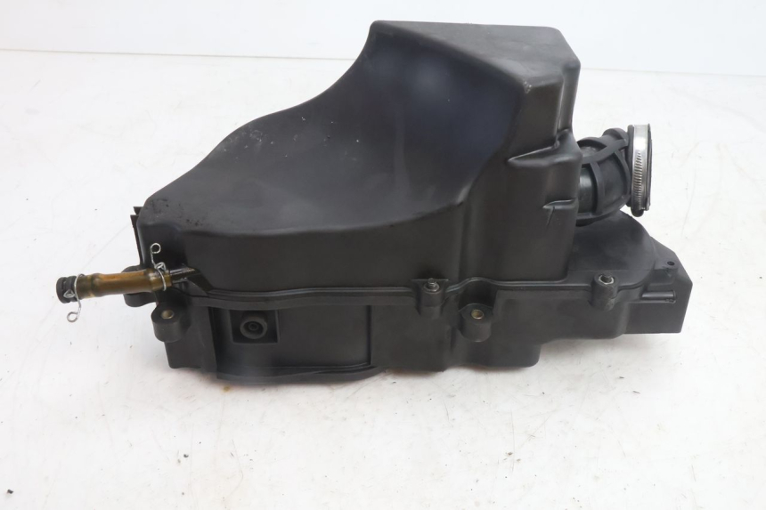 photo de BOITE A AIR YAMAHA YP MAJESTY 125 (2007 - 2010) - Gros plan technique