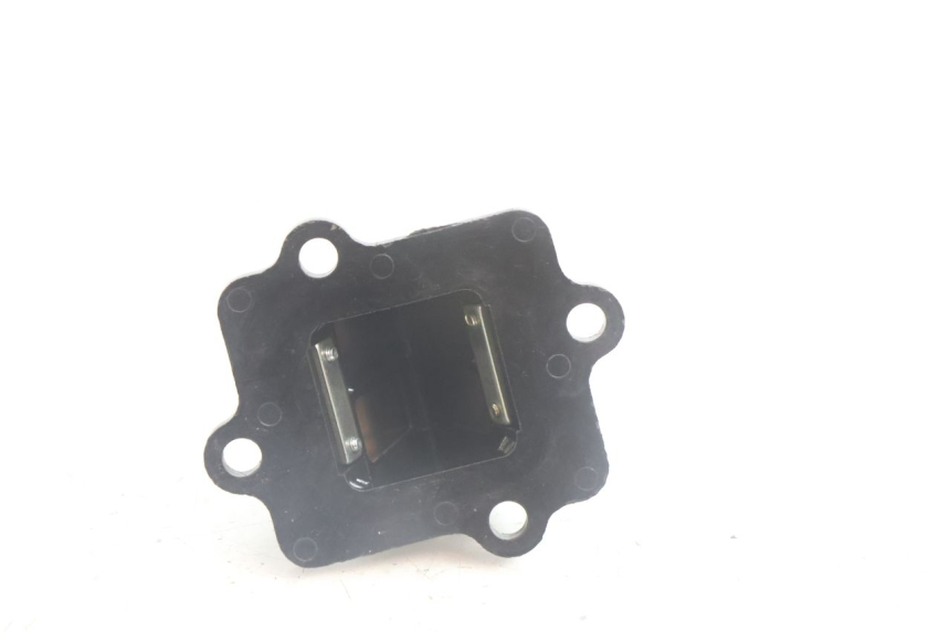 photo de BOITE A CLAPETS YAMAHA NEO'S NEOS 2T 50 (1998 - 2007) - Vue d’ensemble