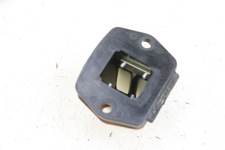 photo de BOITE A CLAPETS PIAGGIO NEW TYPHOON 50 (2018 - 2021) - Zoom état d’usage