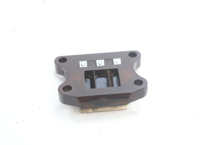 photo de BOITE A CLAPETS PEUGEOT SPEEDFIGHT 2 AC 50 (2000 - 2009) - Autre angle de vue