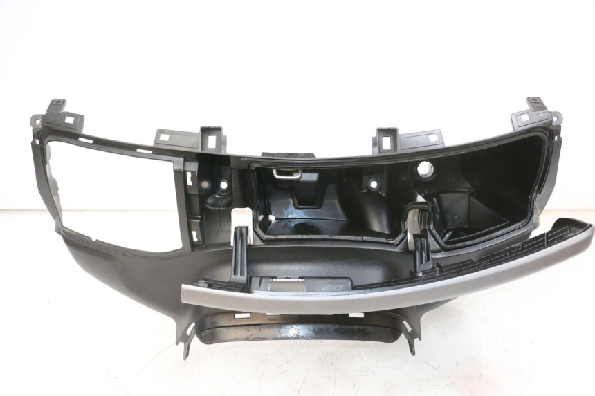 photo de BOITE A GANTS SUZUKI BURGMAN 650 (2013 - 2020)