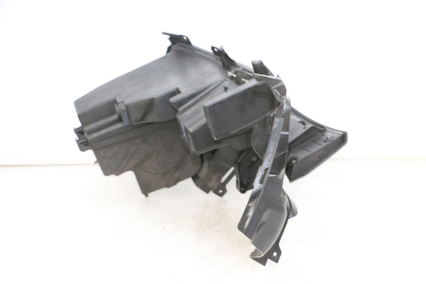 photo de BOITE A GANTS SUZUKI BURGMAN 650 (2013 - 2020)