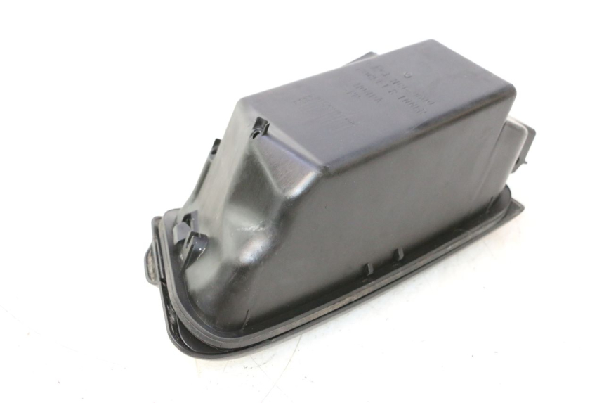 photo de BOITE A GANTS HONDA FJS SILVER WING SILVERWING 400 (2005 - 2008) - Points de fixation