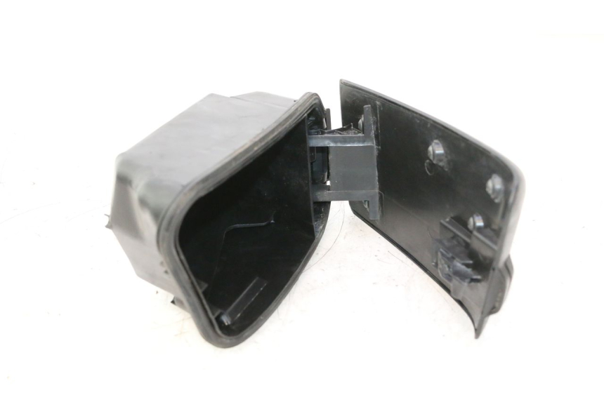 photo de BOITE A GANTS HONDA FJS SILVER WING SILVERWING 400 (2005 - 2008) - État de surface