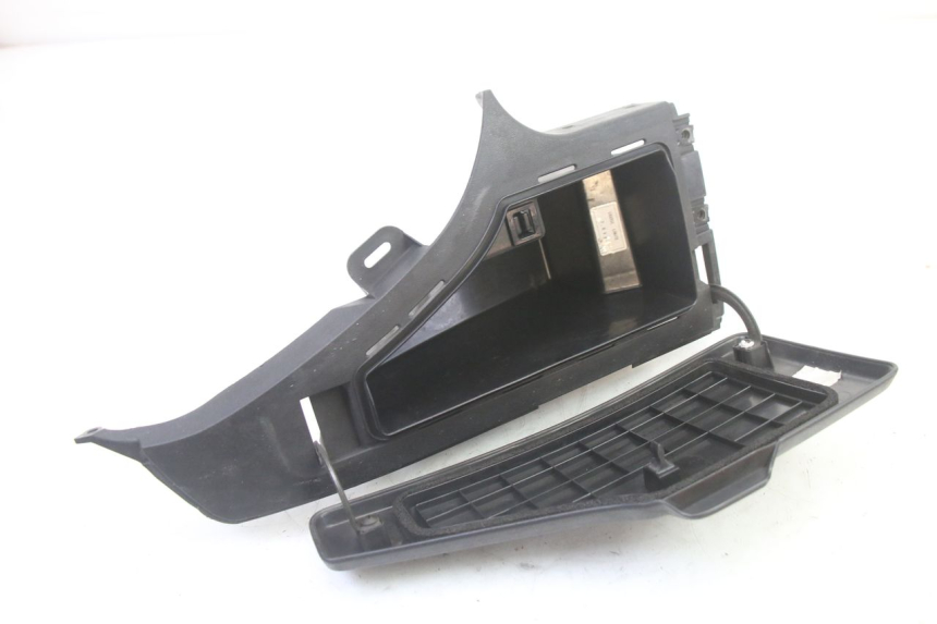 photo de BOITE A GANTS HONDA ST PAN EUROPEAN 1300 (2002 - 2013)