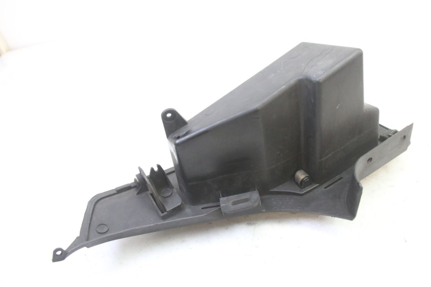 photo de BOITE A GANTS HONDA ST PAN EUROPEAN 1300 (2002 - 2013)