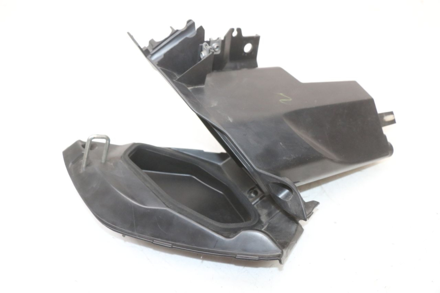 photo de BOITE A GANTS YAMAHA XMAX X-MAX ABS 125 (2017 - 2020)