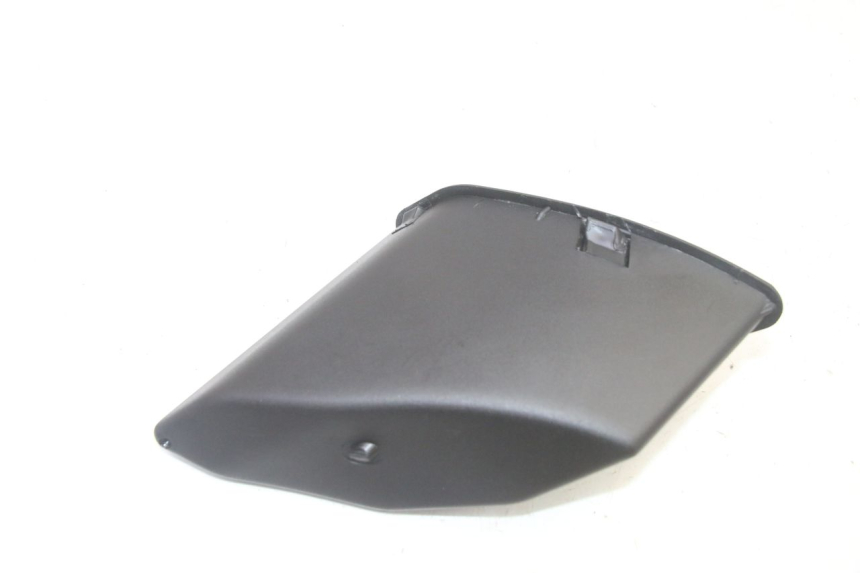 photo de BOITE A GANTS PIAGGIO X9 EVOLUTION 125 (2003 - 2007)