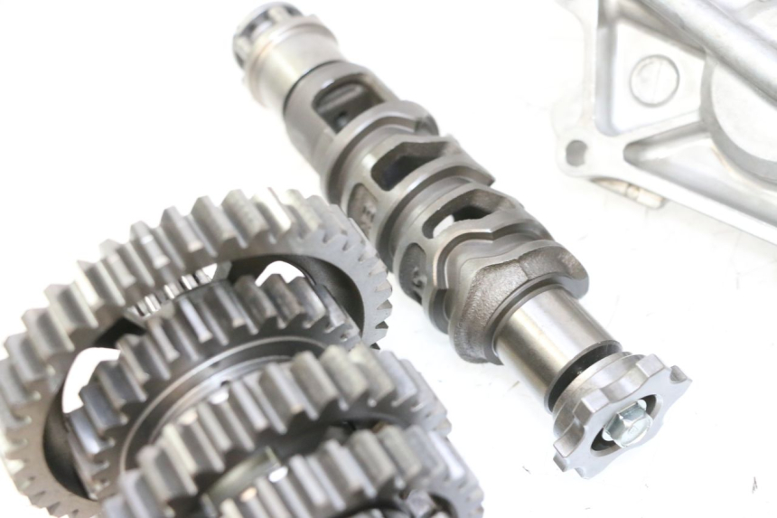 photo de BOITE DE VITESSE KAWASAKI ER-6 ER6 N 650 (2005 - 2009) - État de surface
