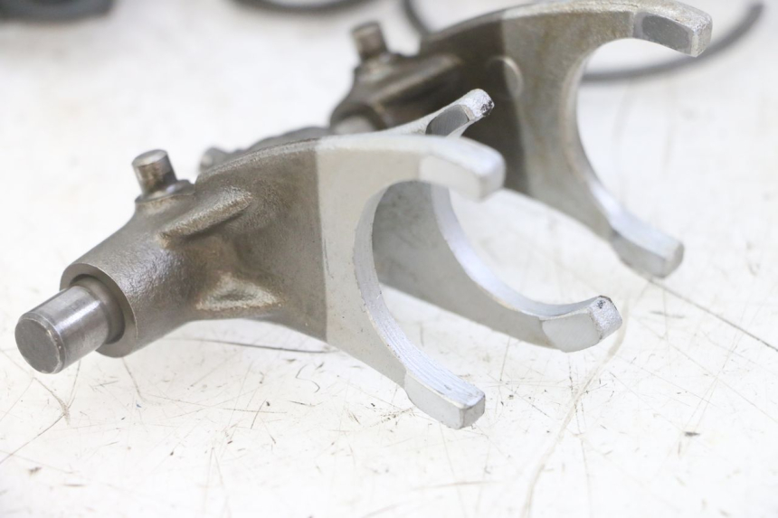 photo de BOITE DE VITESSE SUZUKI GS GSE 500 (2001 - 2003)