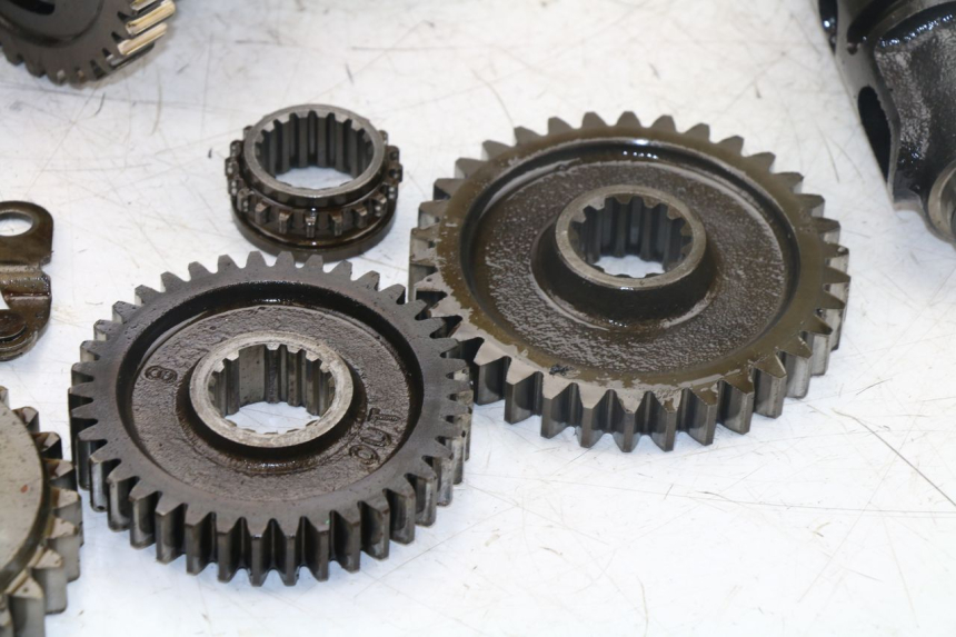 photo de BOITE DE VITESSE HONDA NTV REVERSE 650 (1993 - 1994) - Angle alternatif