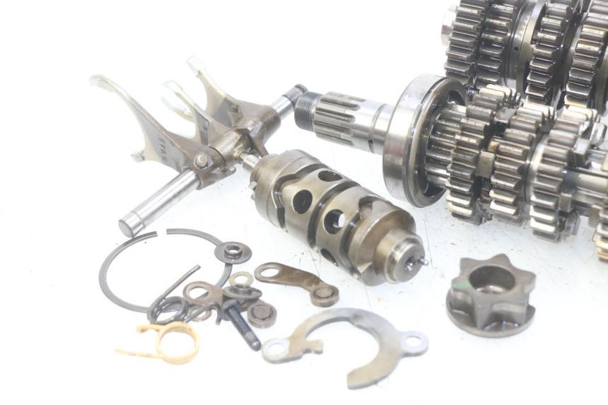 photo de BOITE DE VITESSE TRIUMPH SPRINT ST 955 (1999 - 2001)