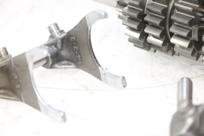 photo de BOITE DE VITESSE DUCATI SS IE DS CARENEE 1000 (2002 - 2006) - Autre angle de vue