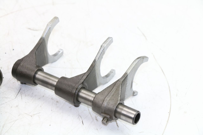 photo de BOITE DE VITESSE SUZUKI GSF S BANDIT ABS 650 (2005 - 2006) - Zoom composants