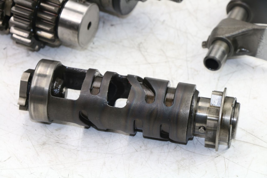 photo de BOITE DE VITESSE SUZUKI GSF S BANDIT ABS 650 (2005 - 2006) - Marquages et références