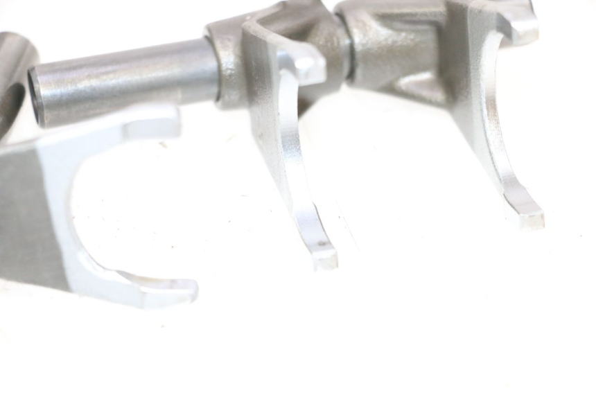 photo de BOITE DE VITESSE SUZUKI SV S 650 (2003 - 2009) - Focus structure
