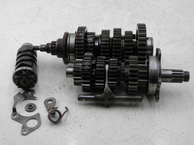 photo de BOITE DE VITESSE YAMAHA TDM 900 (2004 - 2006) - Points de fixation