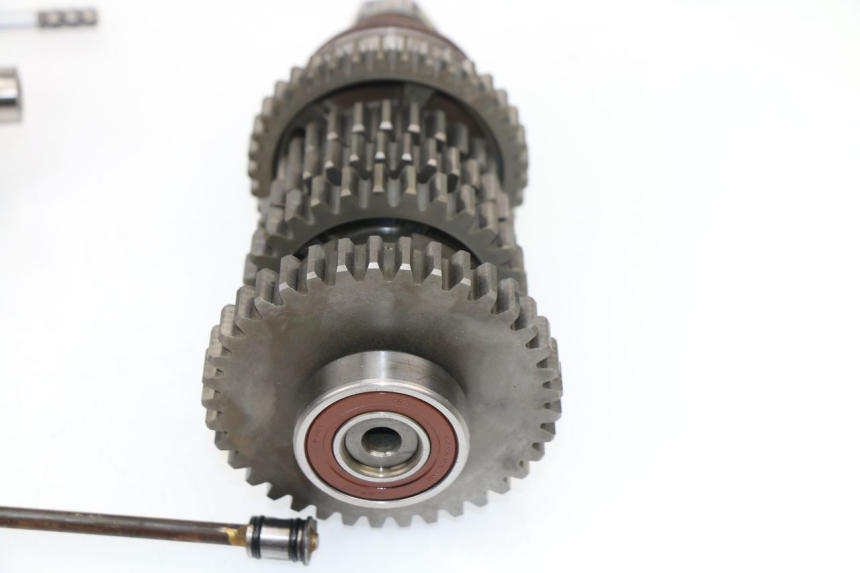 photo de BOITE DE VITESSE YAMAHA XJ6 ABS 600 (2008 - 2016) - Vue d’ensemble