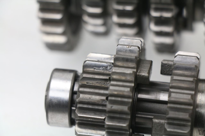 photo de BOITE DE VITESSE YAMAHA YZ 125 (1998 - 2005) - Inspection visuelle