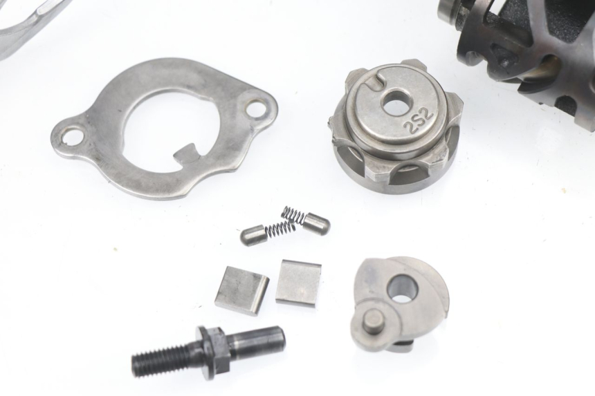 photo de BOITE DE VITESSE YAMAHA YZF YZ-F 450 (2006 - 2009) - Vue rapprochée