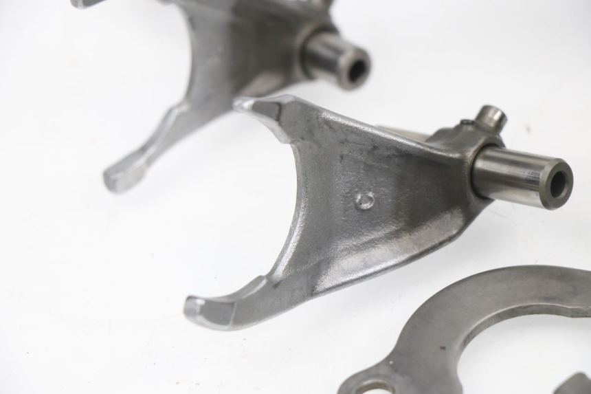 photo de BOITE DE VITESSE YAMAHA YZF YZ-F 450 (2006 - 2009) - Aperçu profil