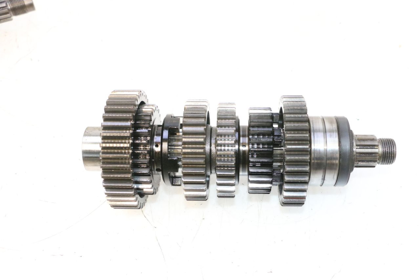 photo de BOITE DE VITESSE KAWASAKI ZX-6R ZX6R 600 (2000 - 2002) - Autre angle de vue