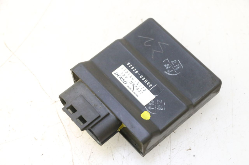 photo de BOITIER CDI SUZUKI BURGMAN 125 (2007 - 2014) - Autre angle de vue