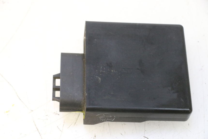photo de BOITIER CDI SUZUKI BURGMAN 125 (2007 - 2014) - Autre angle de vue