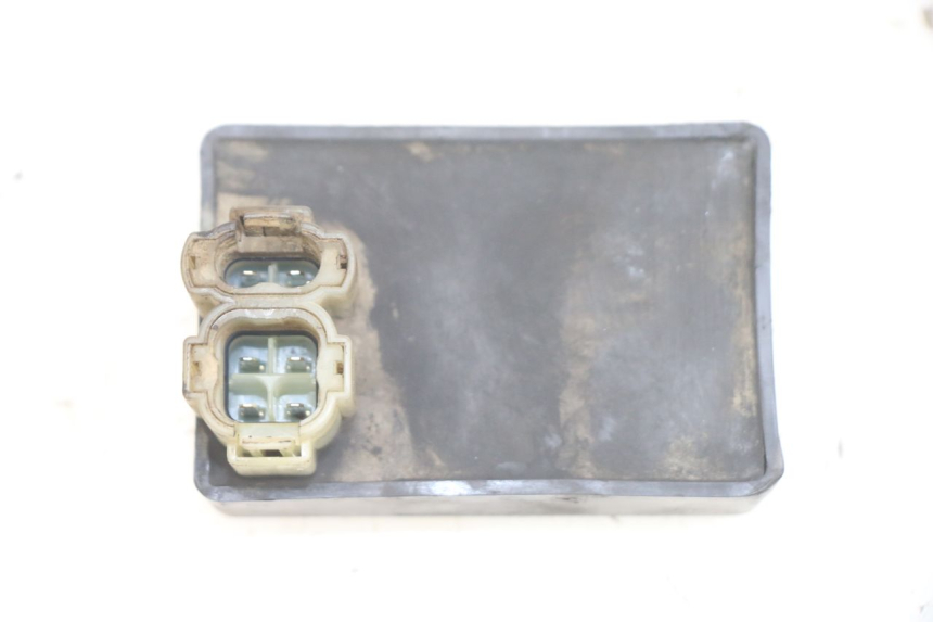 photo de BOITIER CDI HONDA CA REBEL 125 (1995 - 2001) - Gros plan technique