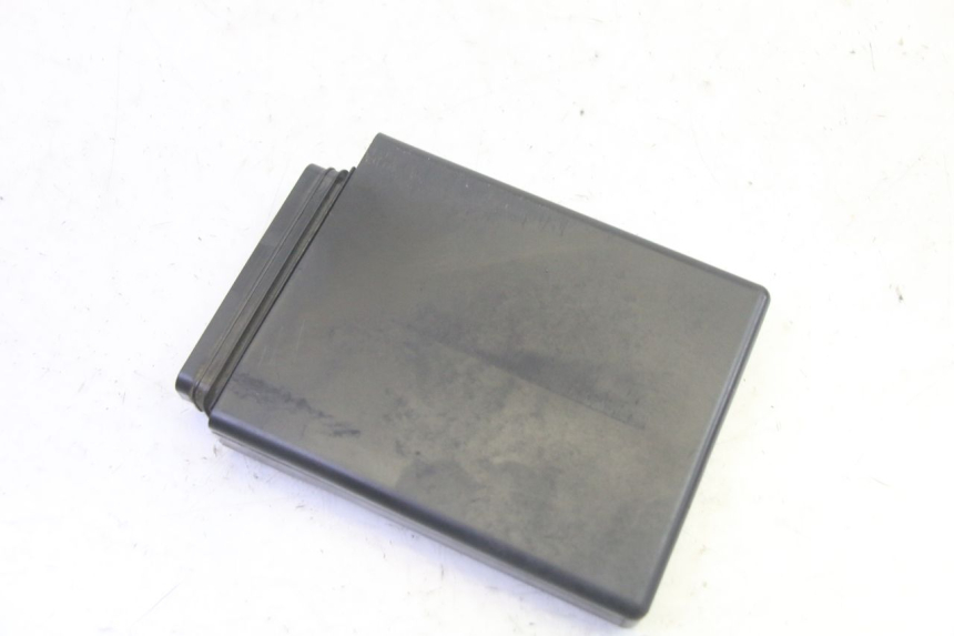 photo de BOITIER CDI SUZUKI DL V STROM 1000 (2002 - 2007) - Gros plan technique