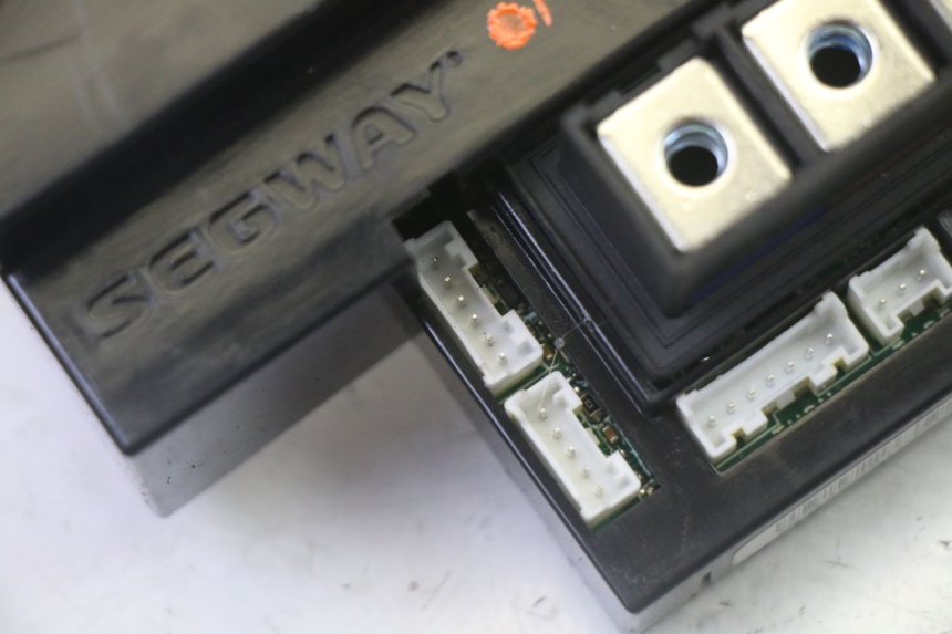 photo de BOITIER CDI SEGWAY NINEBOT F65I 1