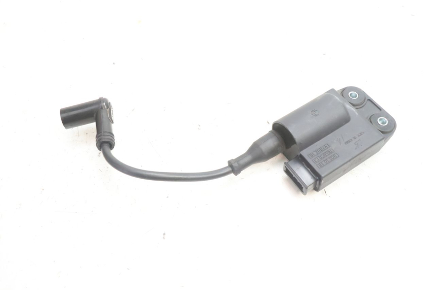 photo de BOITIER CDI PIAGGIO FLY 2T 50 (2004 - 2017) - Gros plan technique